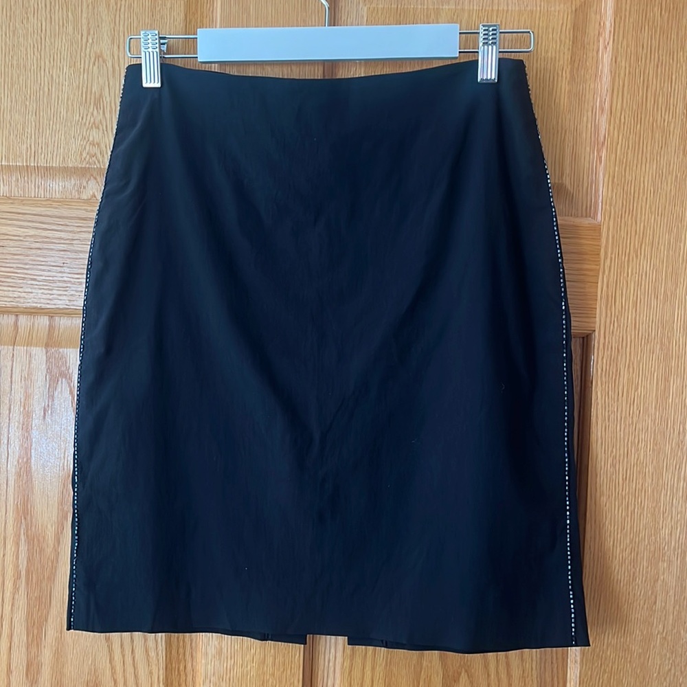 bebe black body con skirt with side embellishment